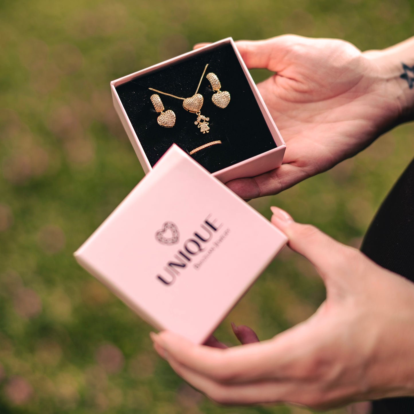 GIRL NECKLACE | Double 18K Gold Plated