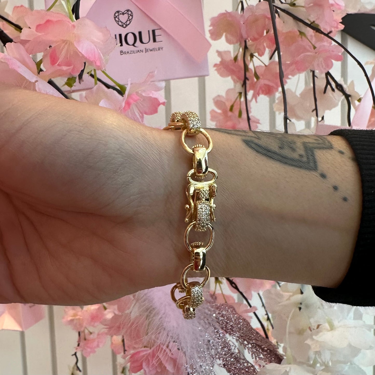 QUEEN HEART BRACELET | 18K Gold Plated