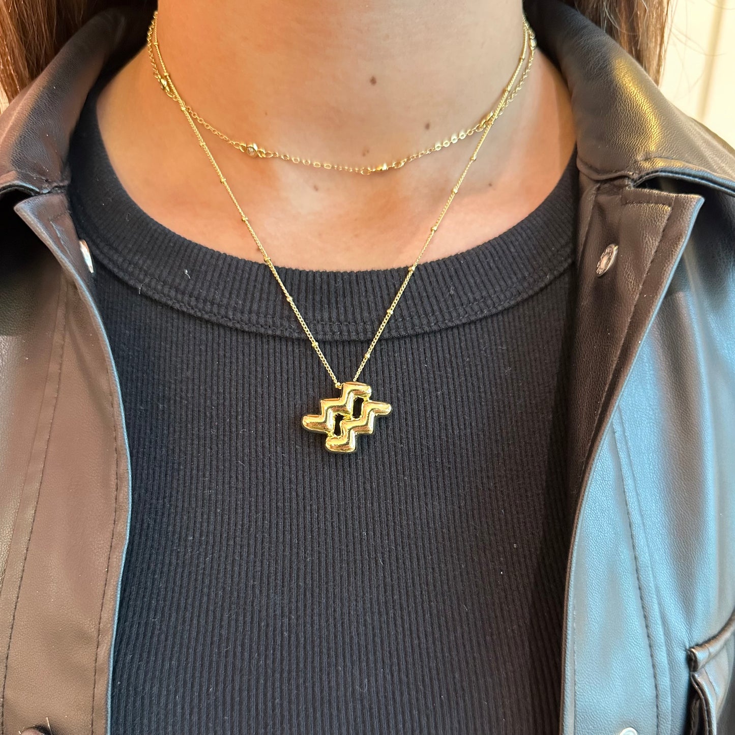 AQUARIUS BALLOON NECKLACE | 18K Gold Plated