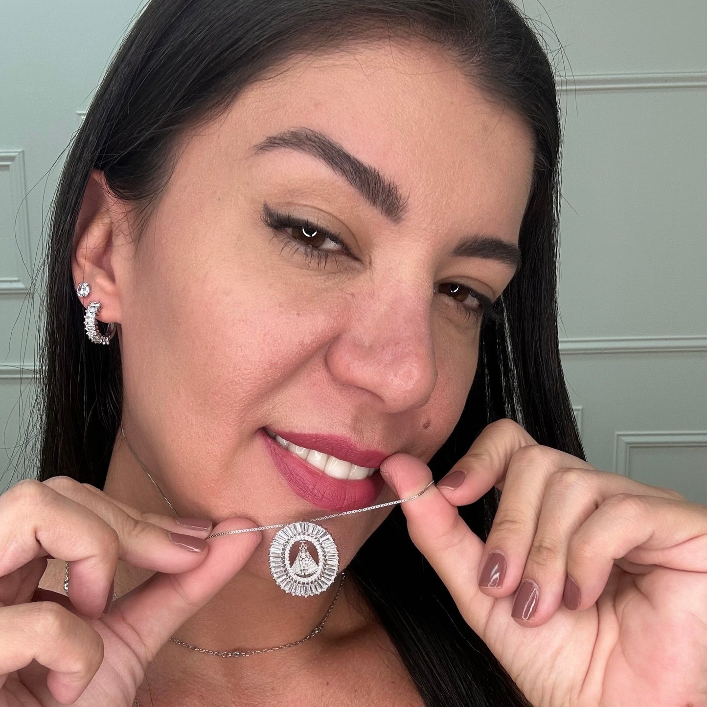 NOSSA SENHORA NECKLACE | White Rhodium Plated