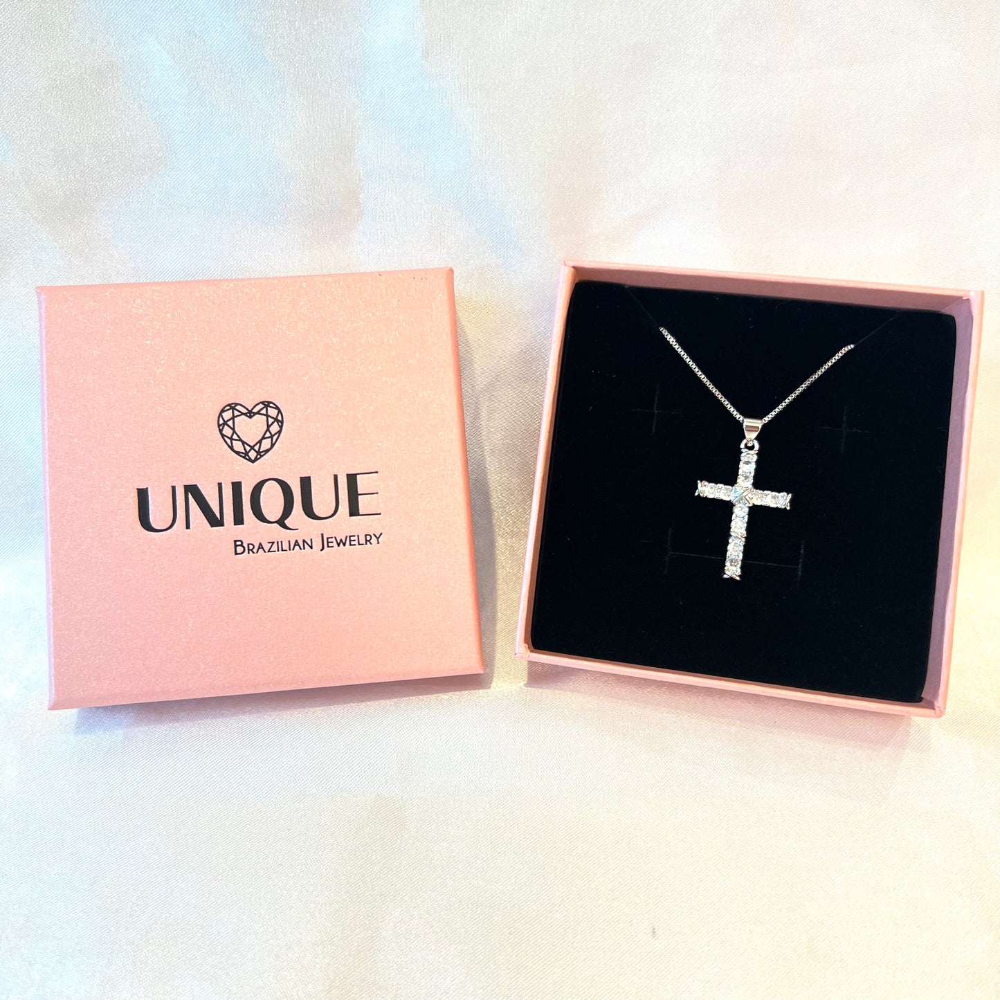 BOLD MEDIUM CROSS NECKLACE | White Rhodium Plated