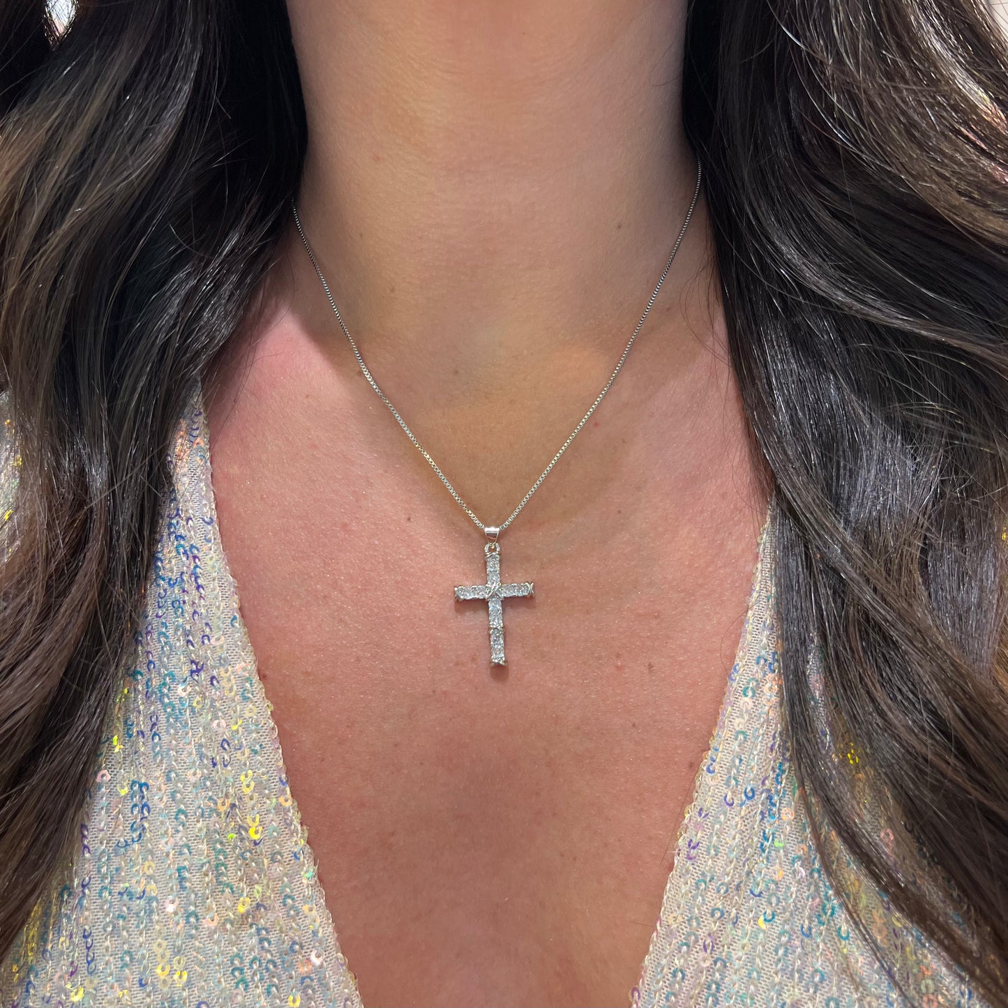 BOLD MEDIUM CROSS NECKLACE | White Rhodium Plated