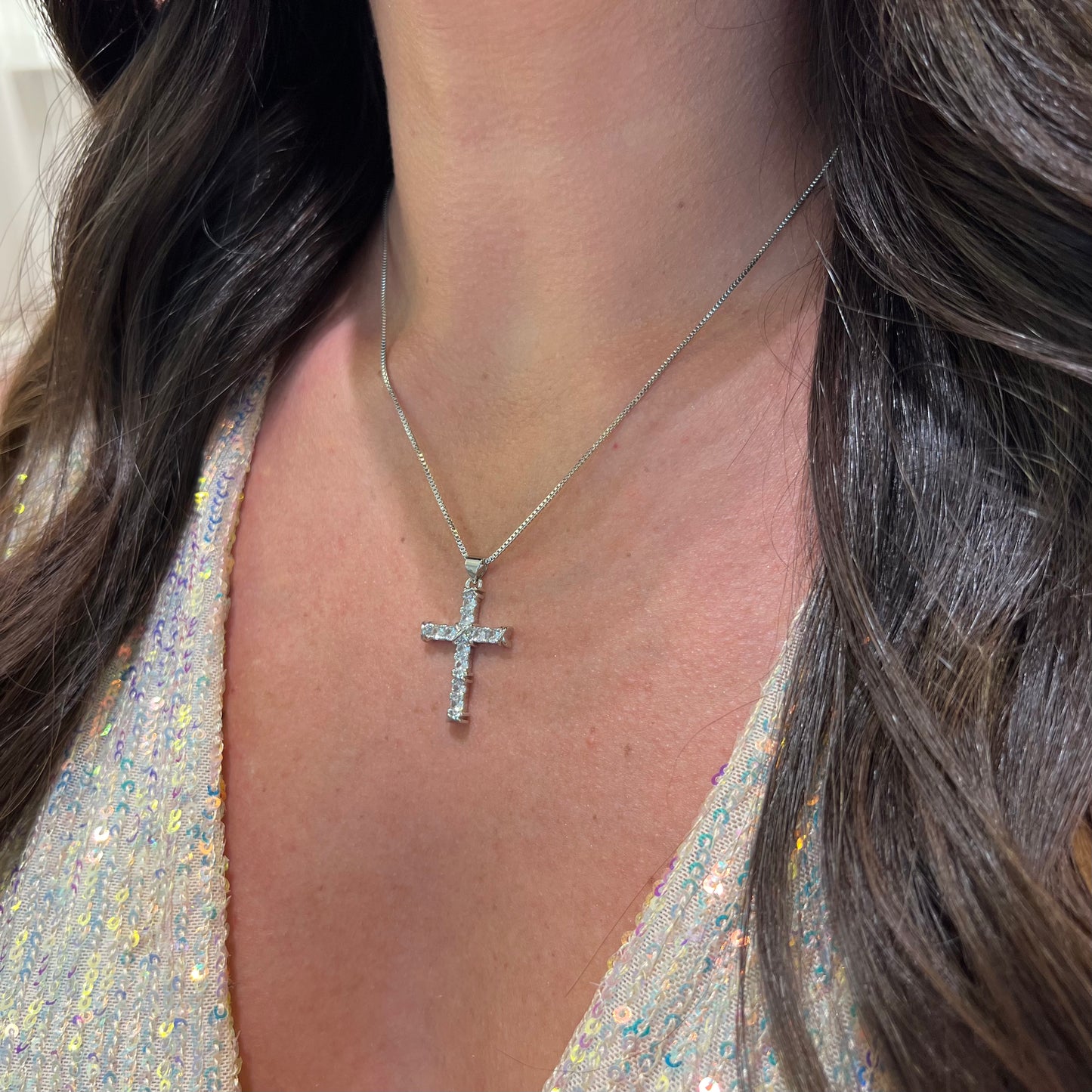 BOLD MEDIUM CROSS NECKLACE | White Rhodium Plated