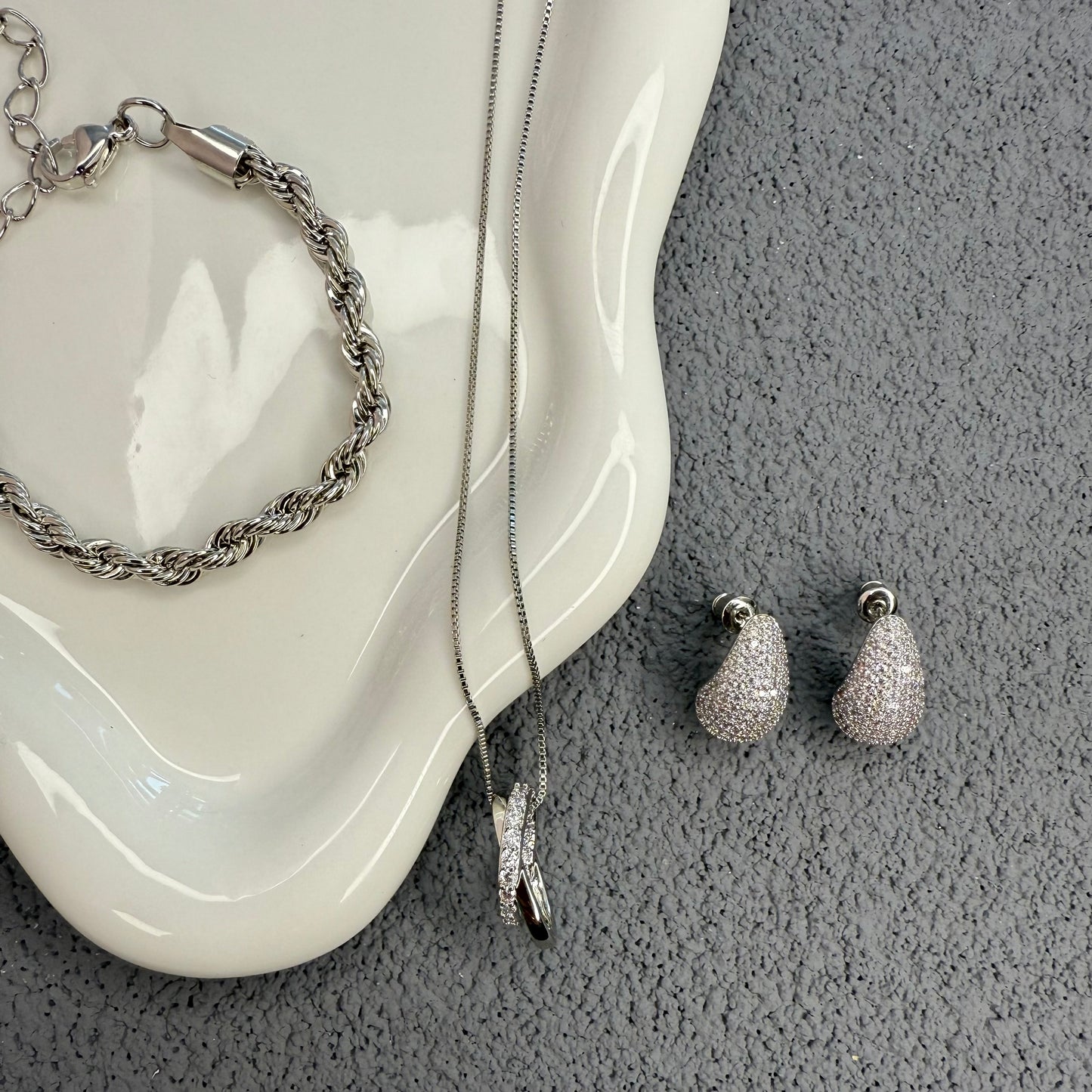 LUNARA Earrings | White Rhodium Plated